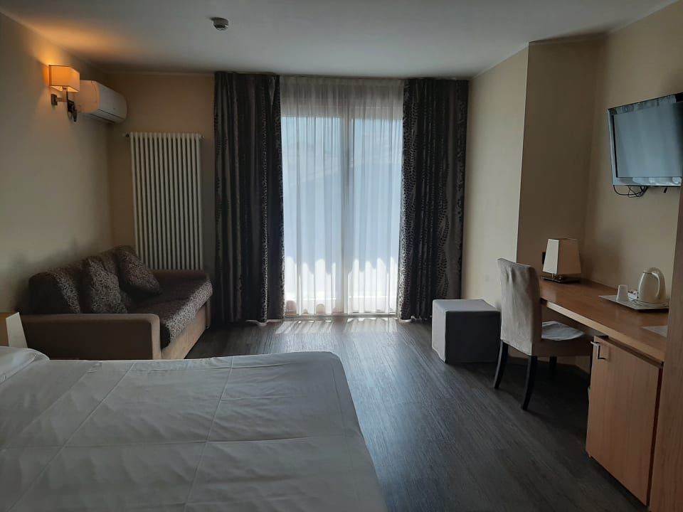 Zimmer Harmony Suite Hotel