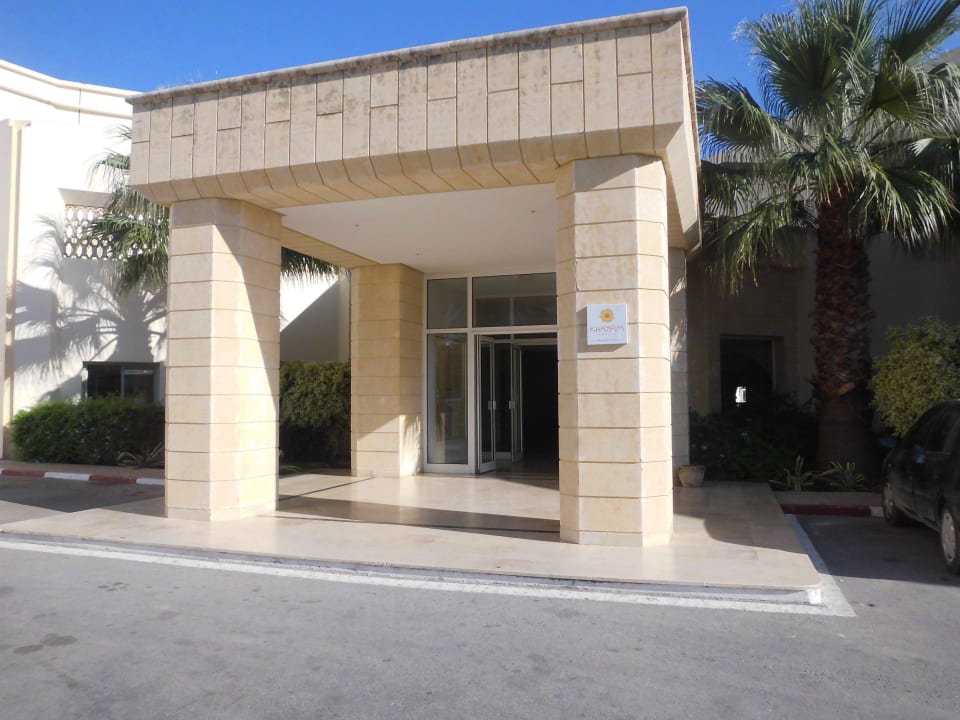 Hoteleingang Omar Khayam Resort & Aquapark