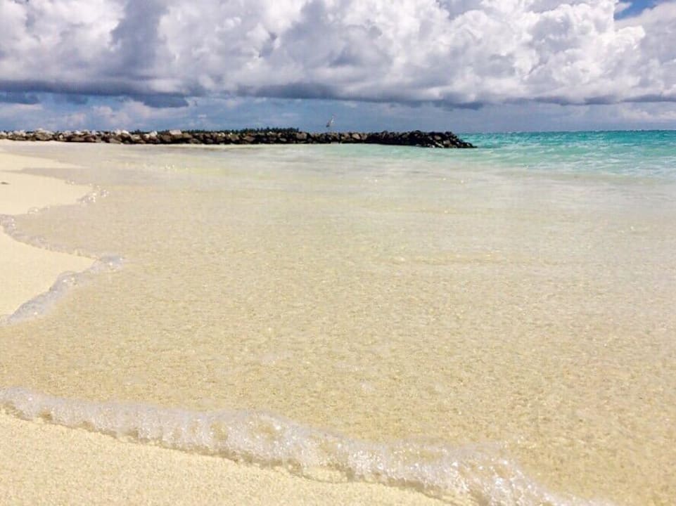 Kristallklares Wasser Summer Island Maldives