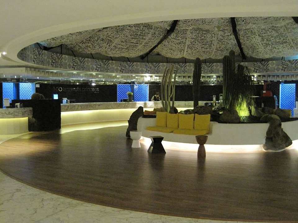 Rezeption Hotel H10 Lanzarote Princess