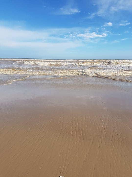 Strand Hotel Nesrine