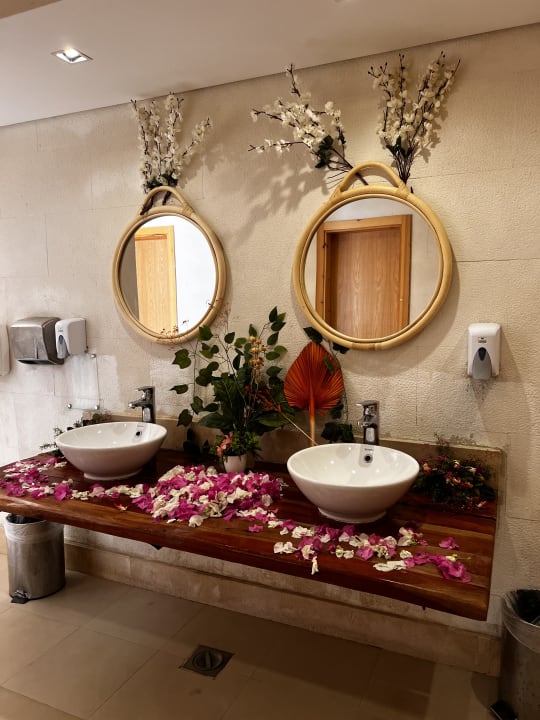 Strand Fort Arabesque Resort, Spa & Villas