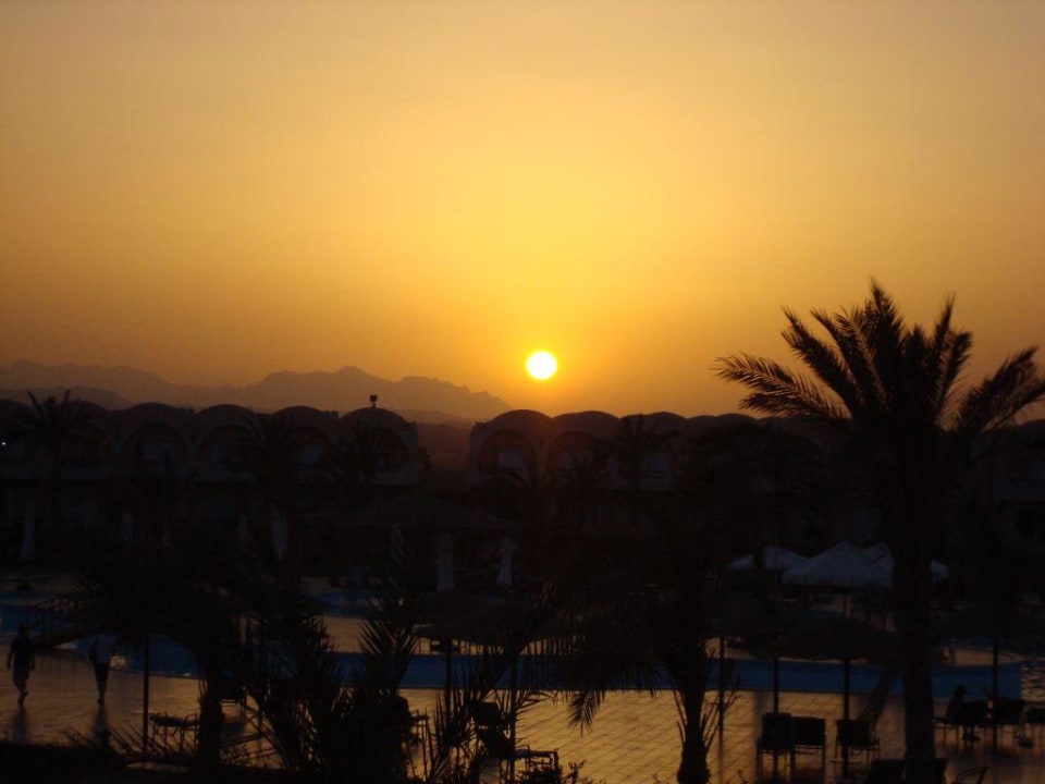 Holiday Beach Resort Three Corners Sea Beach Resort