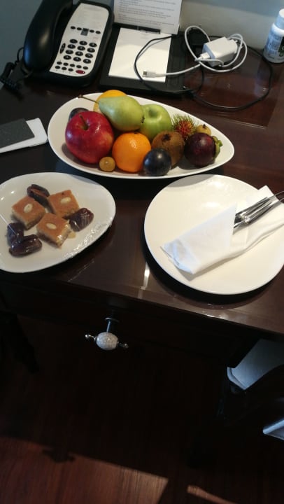 Zimmer Ajman Saray, a Luxury Collection Resort