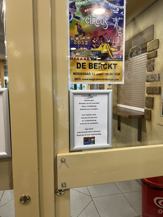 Lobby Oostappen Vakantiepark de Berckt