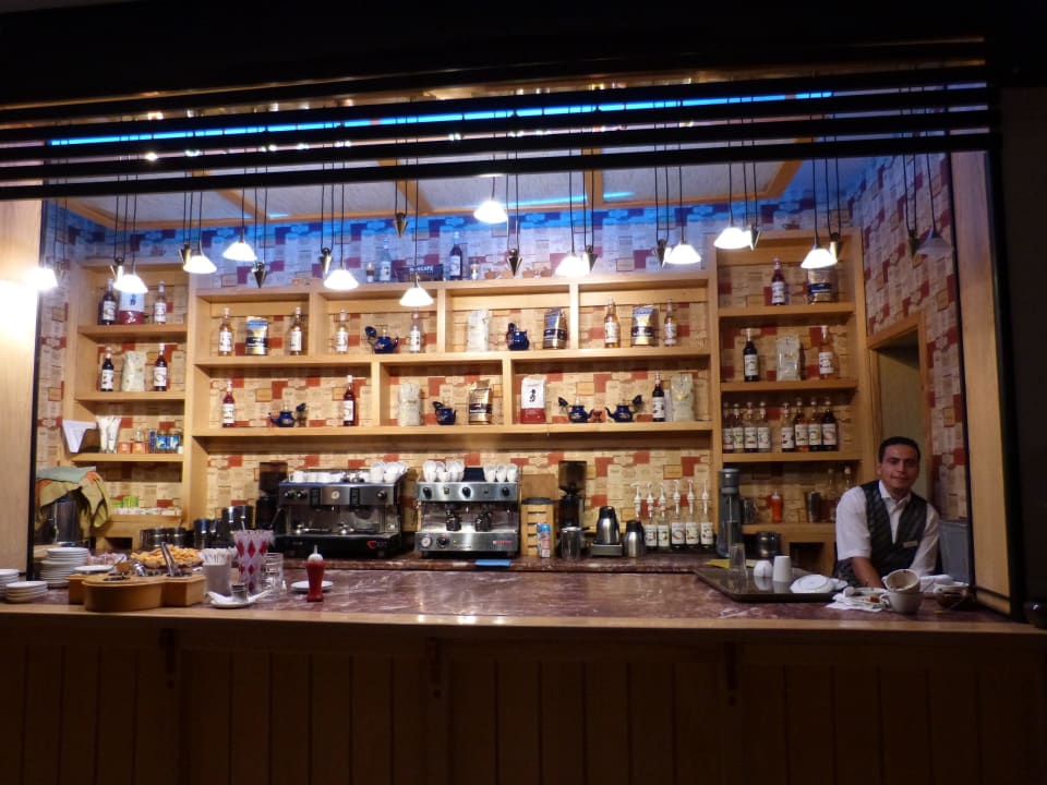 Columbus Café - leckerster Café wo´s gibt  Pickalbatros Dana Beach Resort - Hurghada