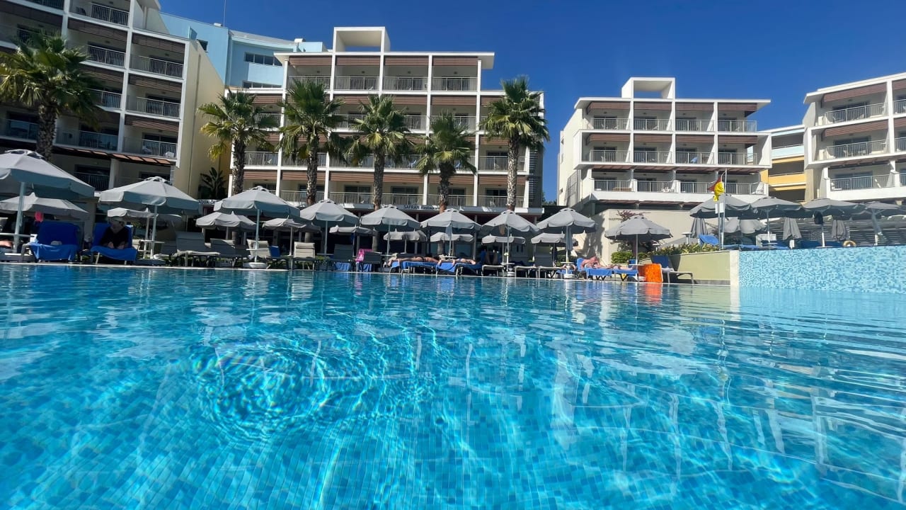 Pool Akra Sorgun Tui Blue Sensatori