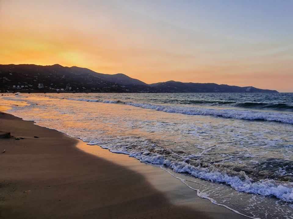 Strand Apollonia Beach Resort & Spa