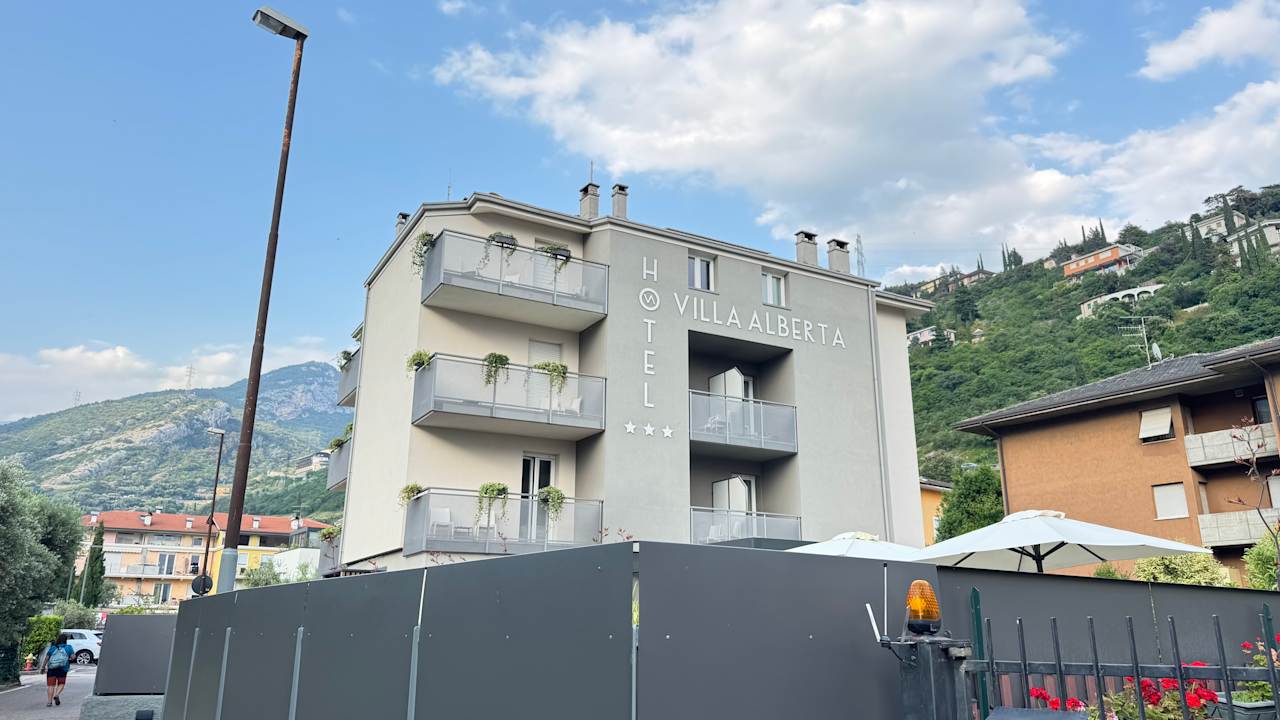Außenansicht Hotel Villa Alberta