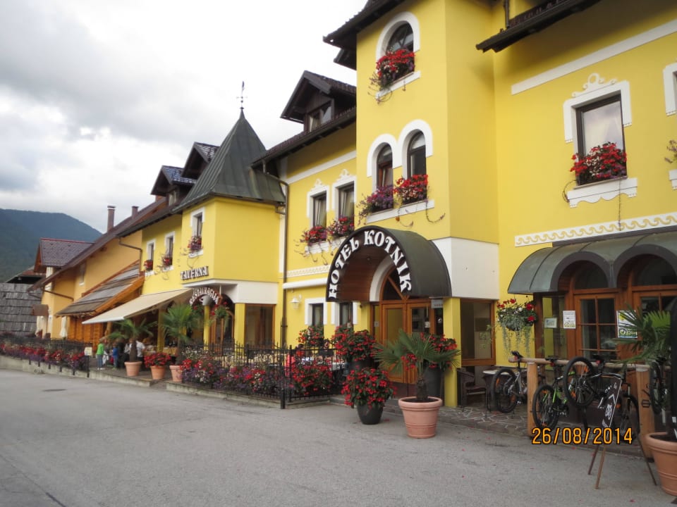 Hotel KOTNIK in Kranska Gora Pension Haus Aschgan