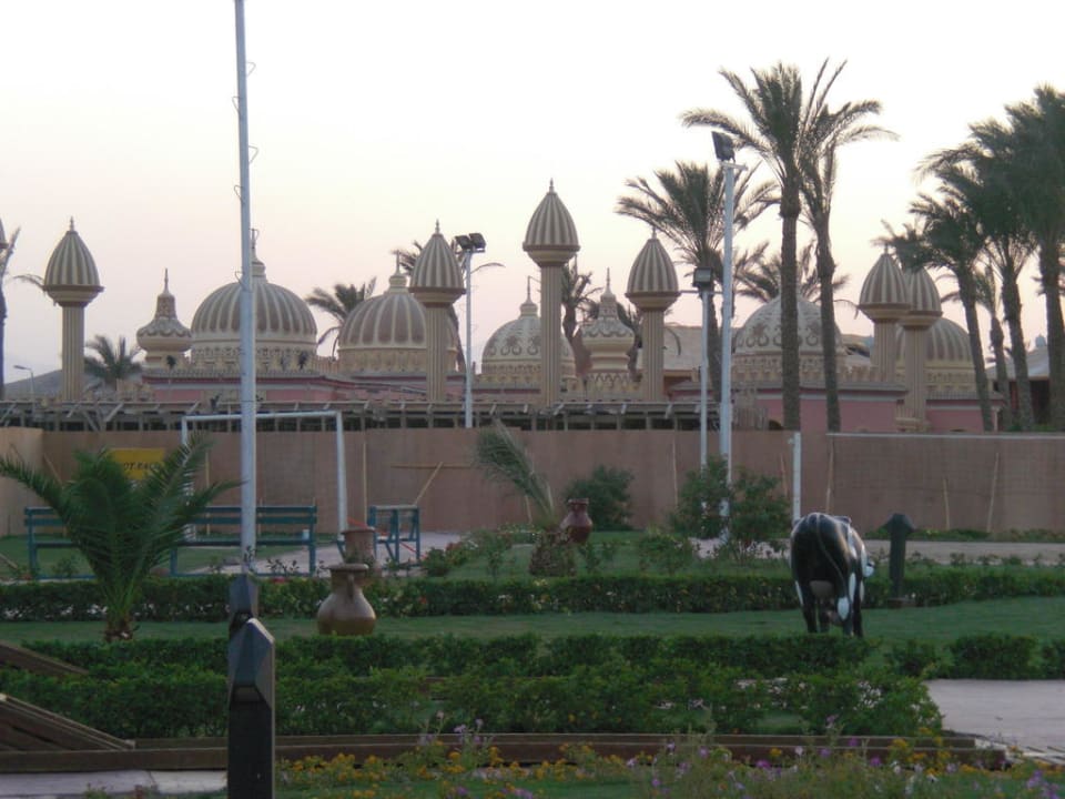 Richtung Amphitheater Pickalbatros Alf Leila Wa Leila Resort - Neverland Hurghada