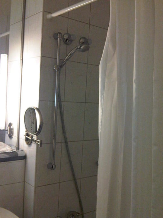 Dusche mit Vorhang Hotel Jagdschloss