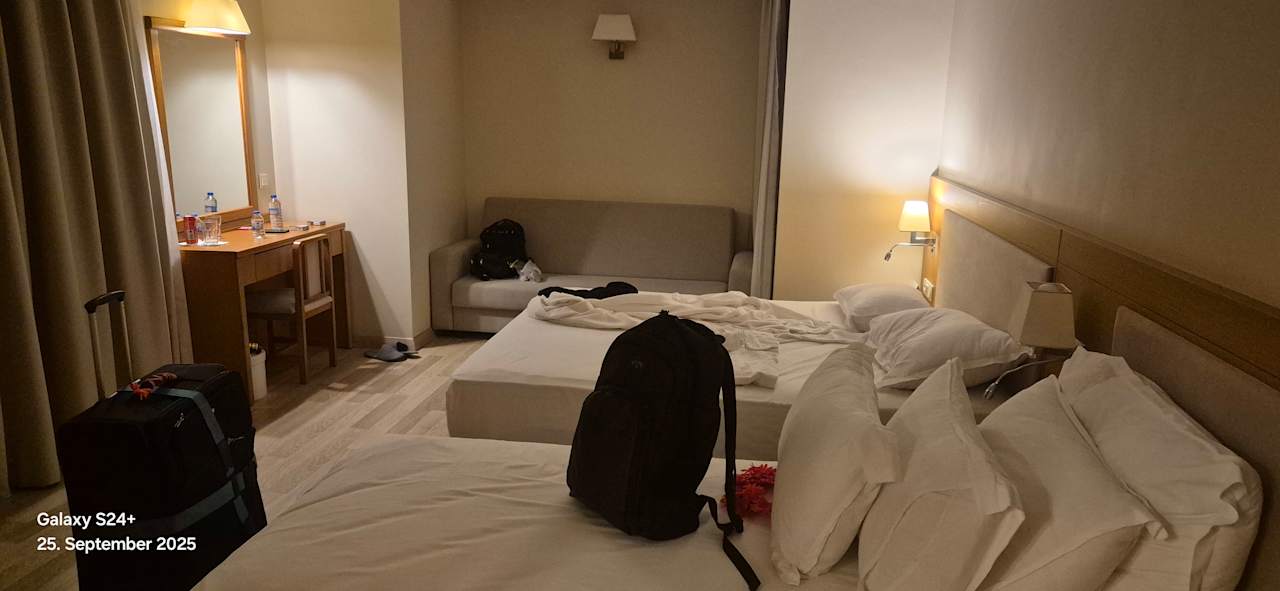 Zimmer Miramare Queen Hotel