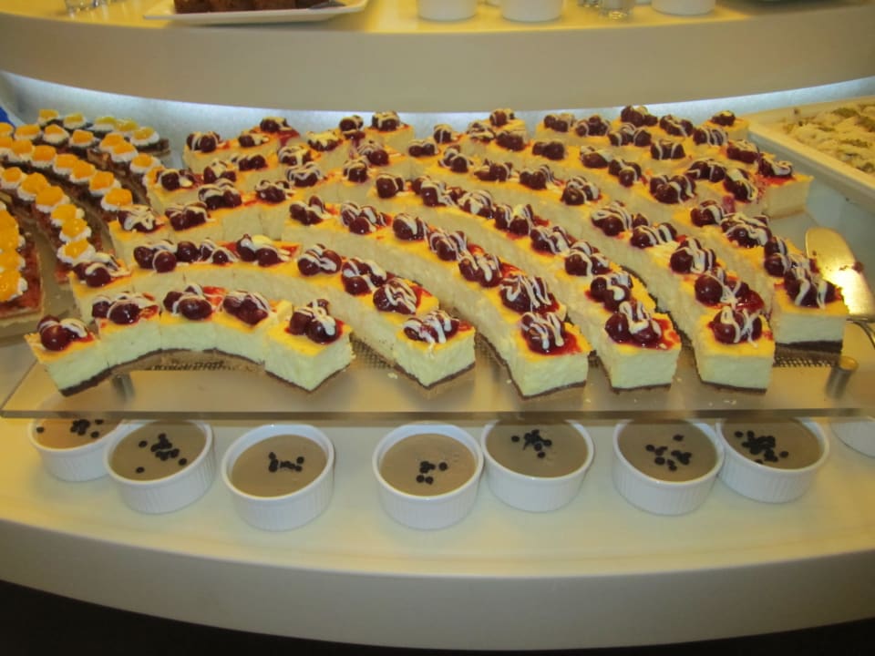 Nachtischbuffet Titanic Deluxe Lara