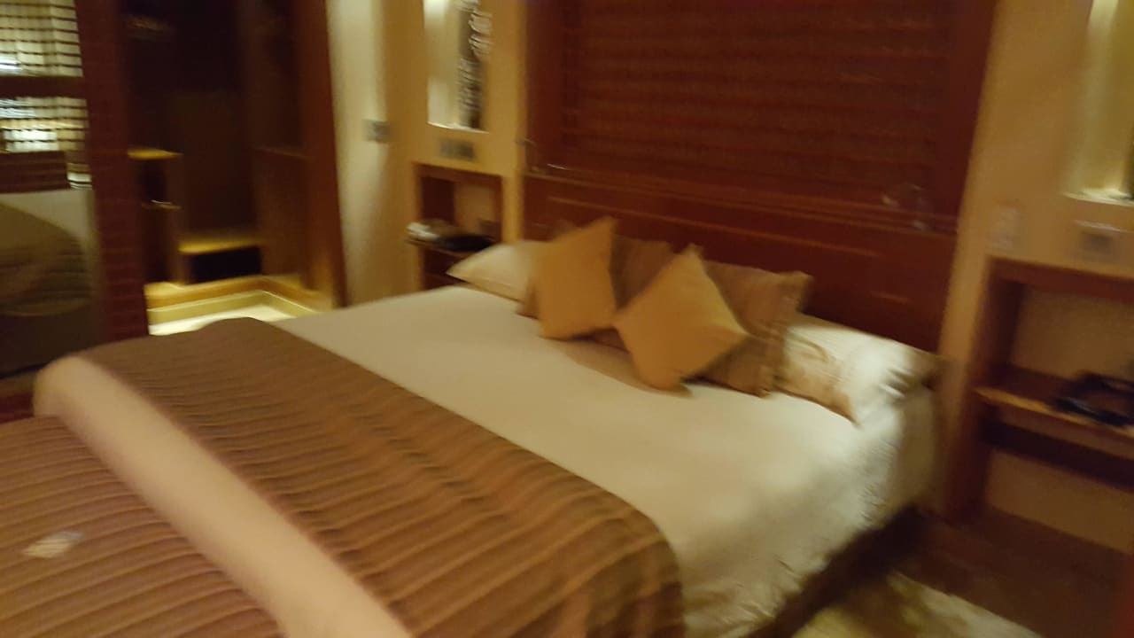 Riesiges Bett Grand Waterworld Makadi & Family Star Makadi