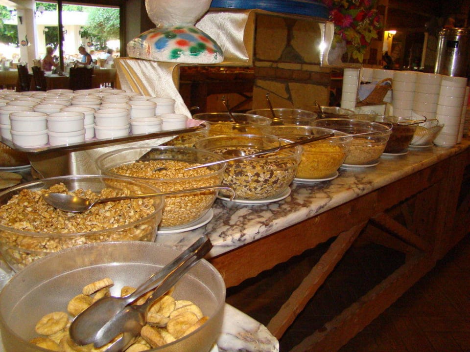 Frühstücks-Büffet - Cornflakes Hotel Defne Ana