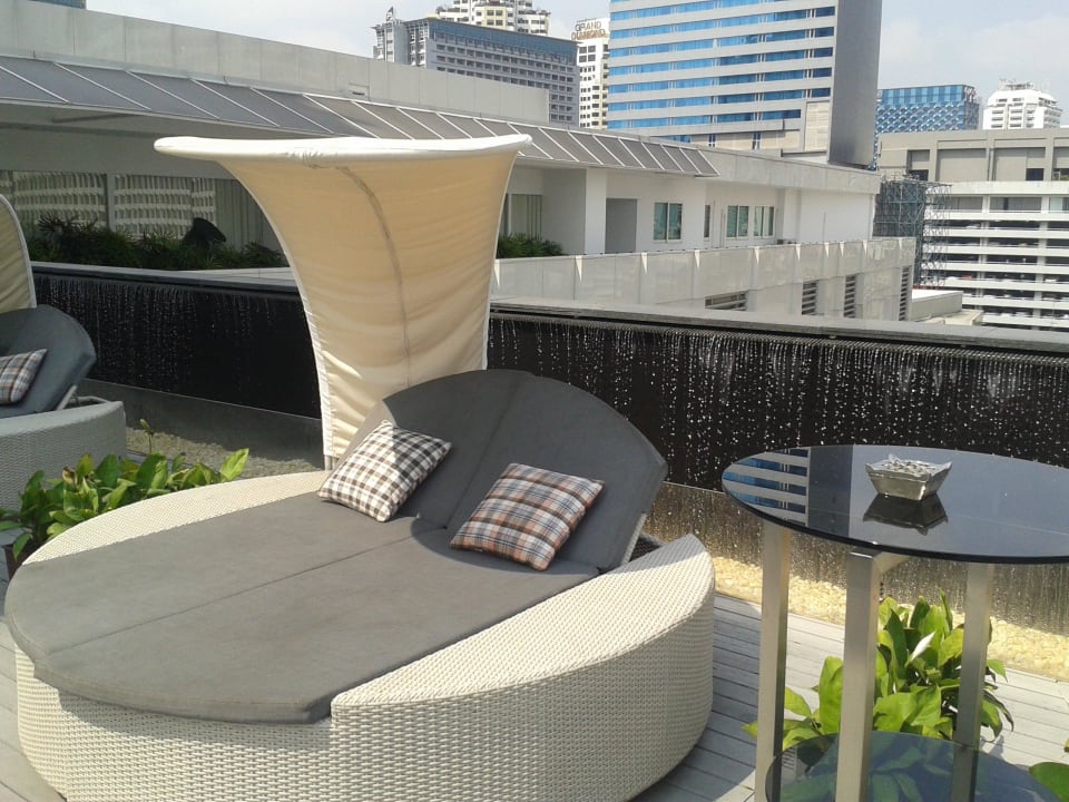 Chillout Ecke  Centara Watergate Pavillion Hotel Bangkok