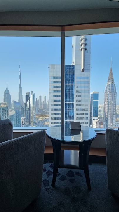 Ausblick Rose Rayhaan by Rotana