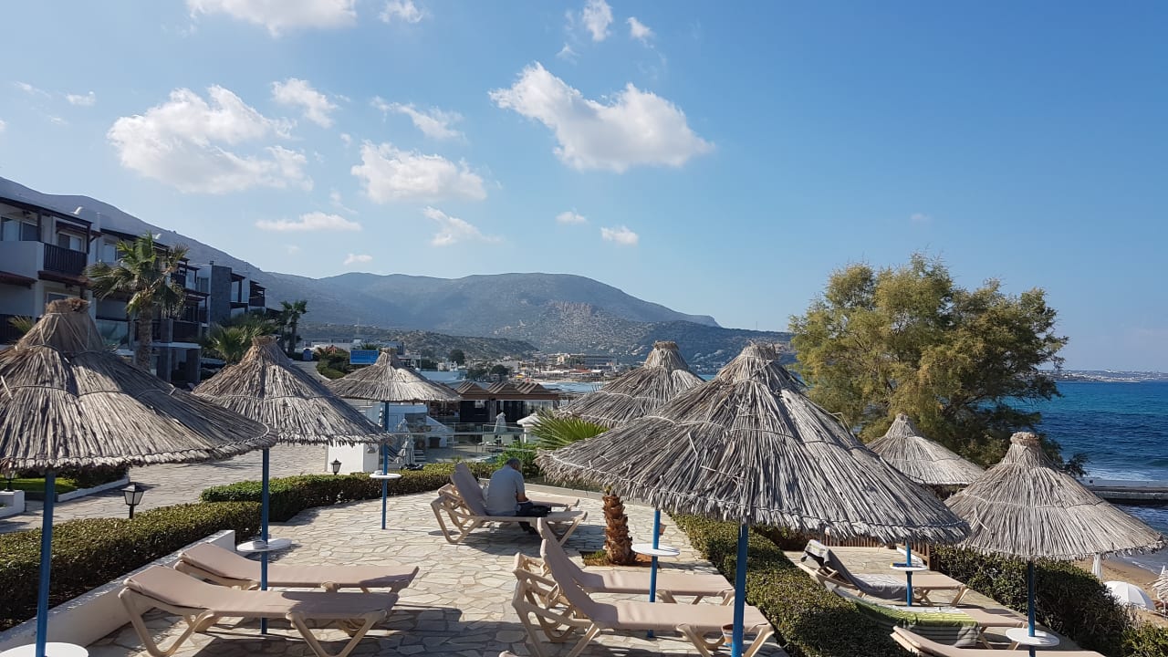 Außenansicht Alexander Beach Hotel & Village Resort