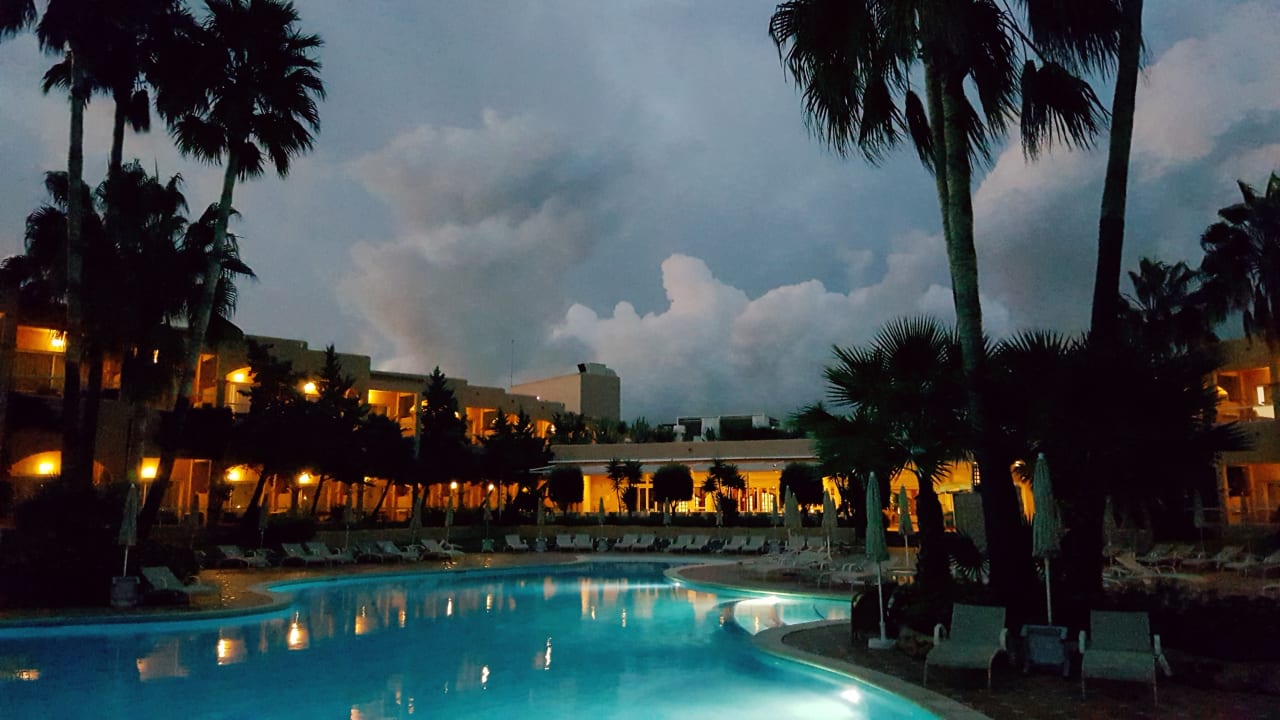 Pool Grupotel Santa Eularia & Spa - Adults only