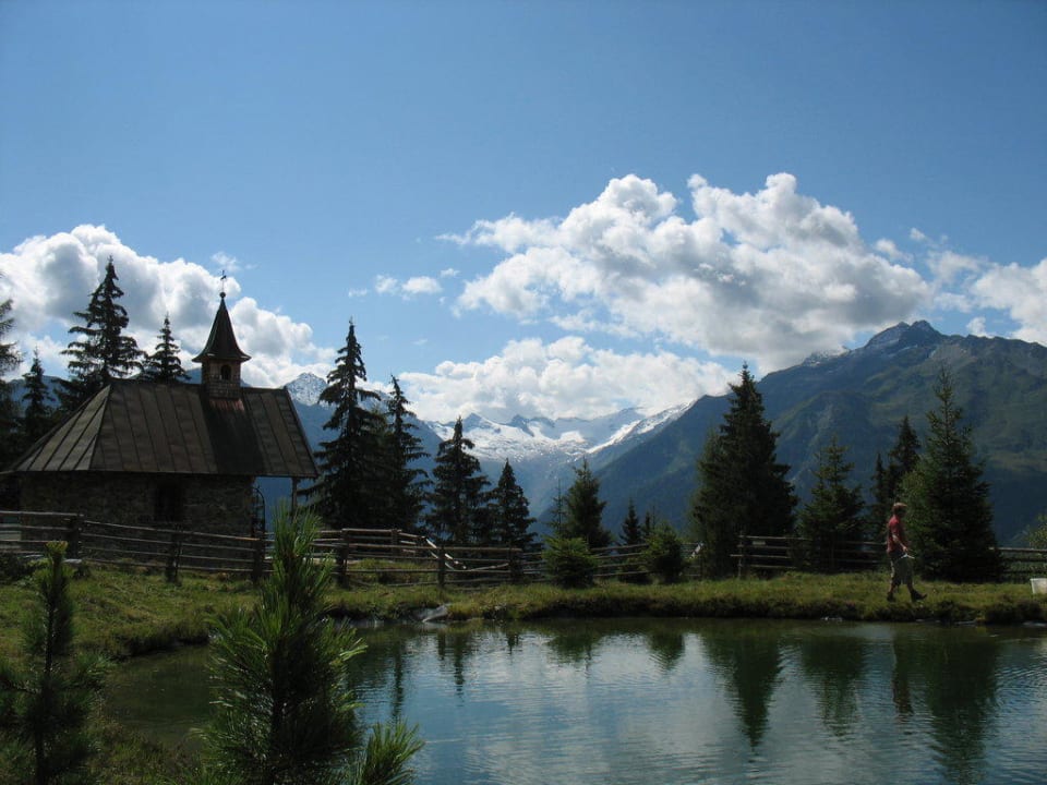 Kapelle und Forellenteich Habachblick Hütte