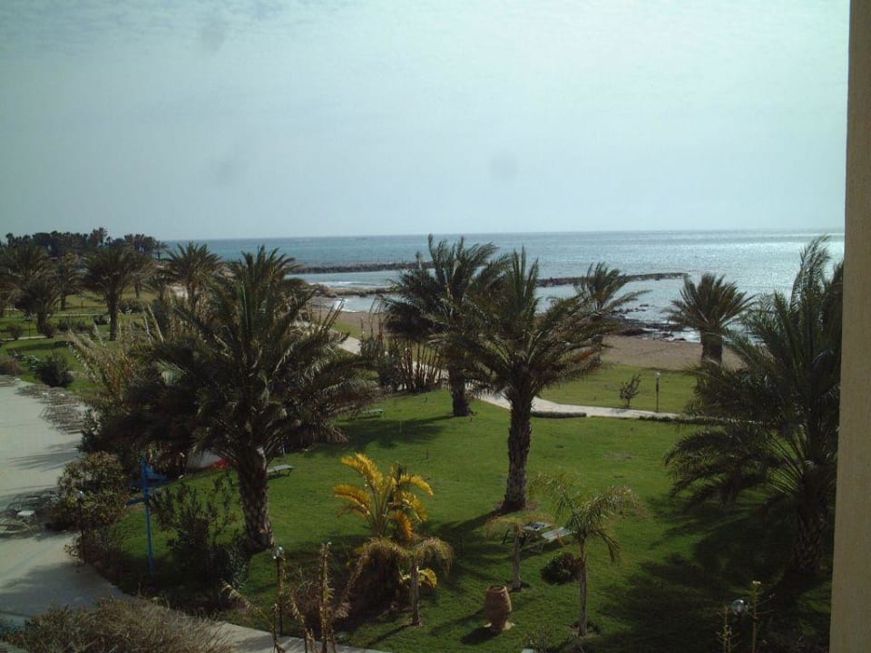 Mountaiview Constantinou Bros Athena Beach Hotel