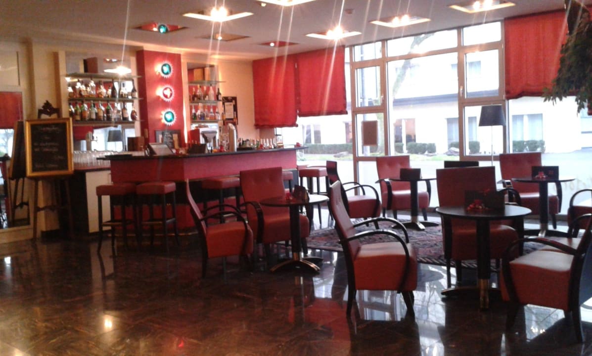 Lobby & Bar Victor's Residenz-Hotel Saarlouis