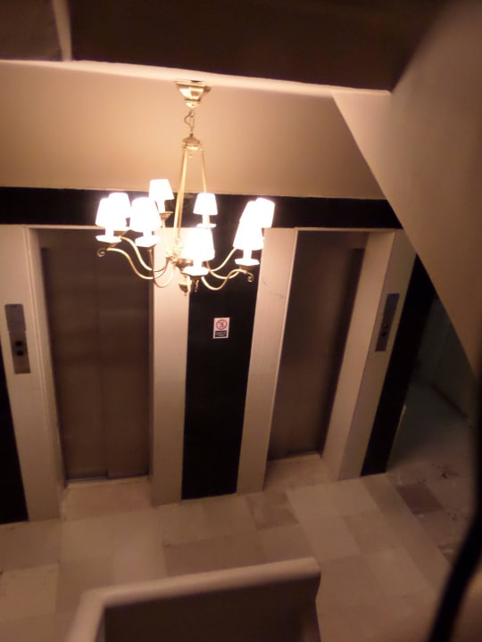 Fahrstühle Mon Repos Palace - Adults only