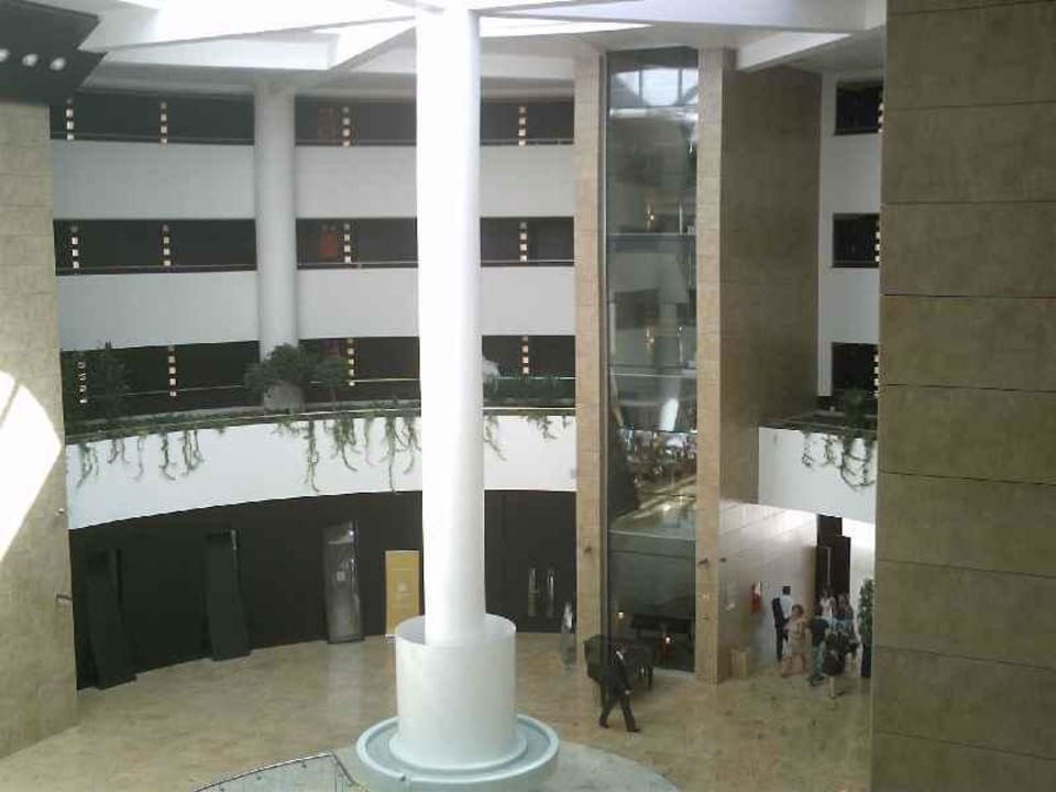 imposante Lobby Hotel Abades Nevada Palace