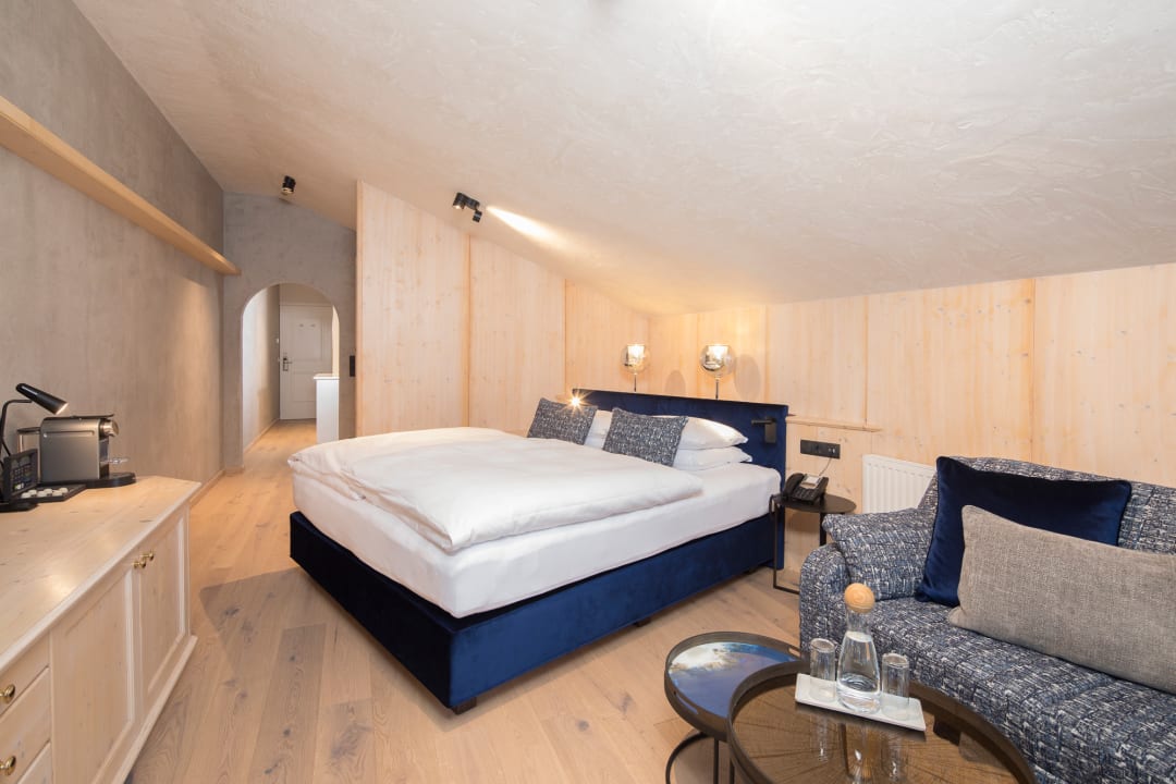 Zimmer Stock Resort