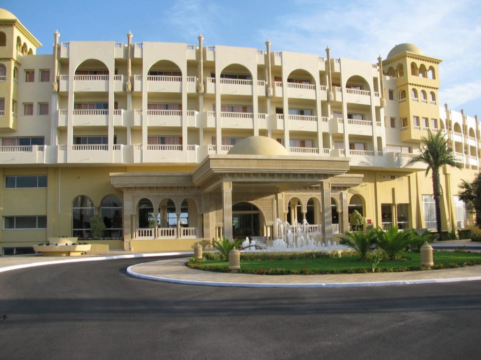 Eingang  Steigenberger Marhaba Thalasso Hammamet