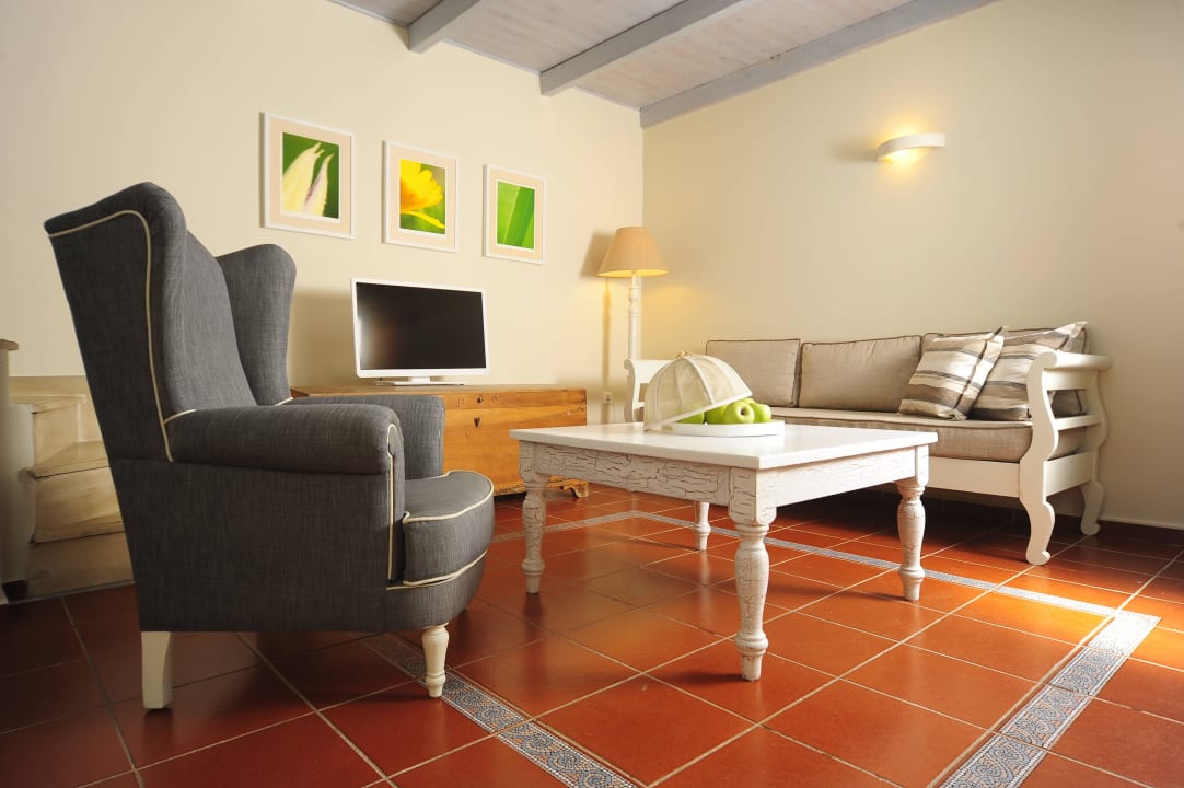 Executive Suite Hotel Mythos