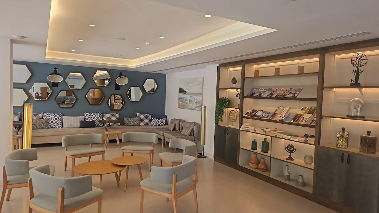 Lobby Kyrat Amarac Suites