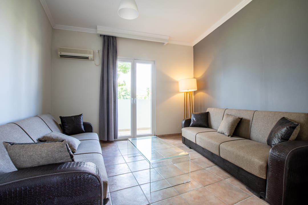 Zimmer Cameo Beach Resort