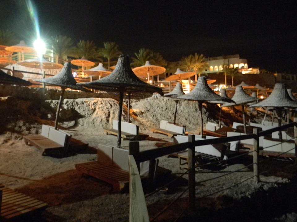 Abends am Strand Sharm Plaza