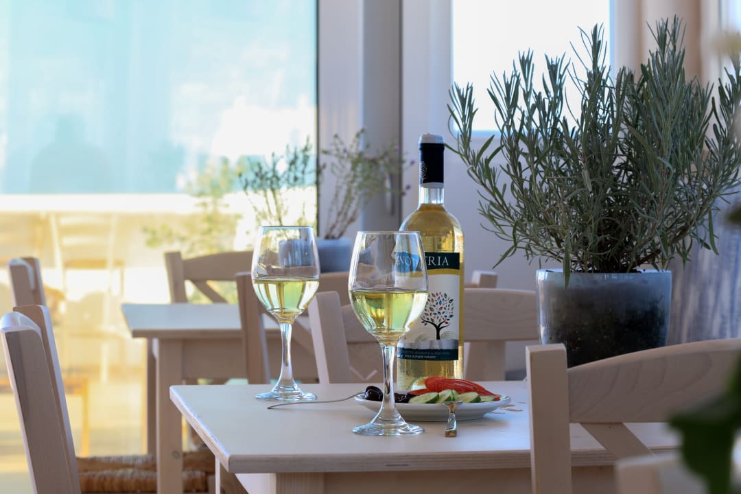 Gastro Sea Breeze Hotel