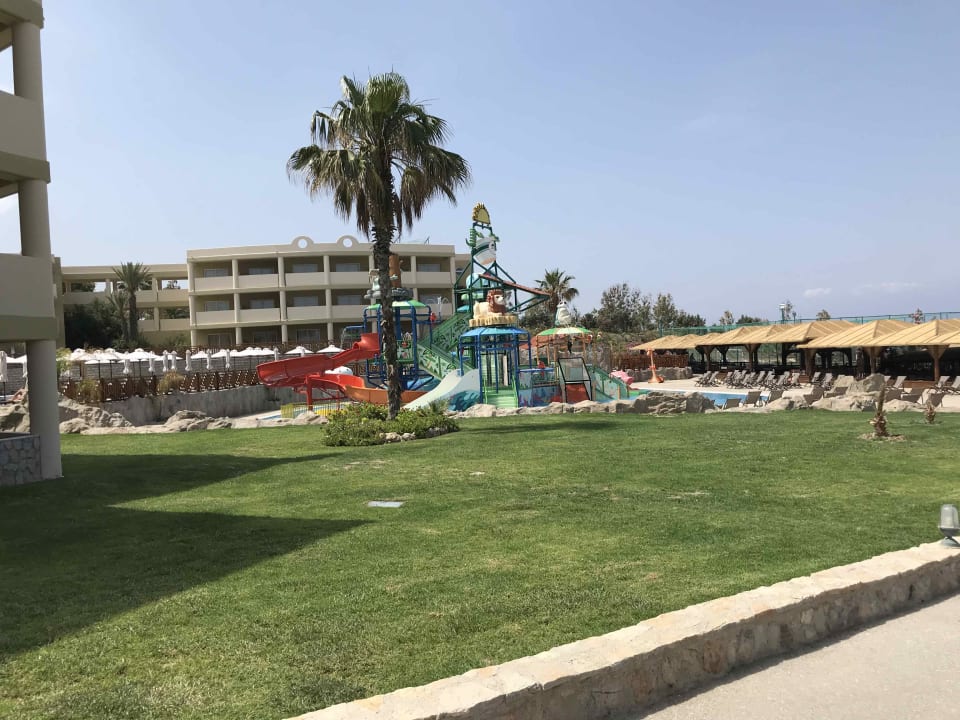 Außenansicht Hotel Kalithea Horizon Royal