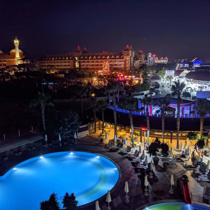 Pool Calimera Hane Garden