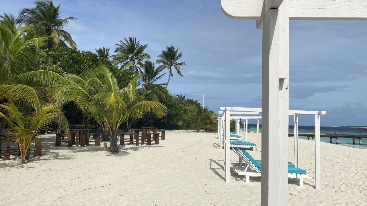 Strand Adaaran Select Meedhupparu Island Resort - Premium All Inclusive