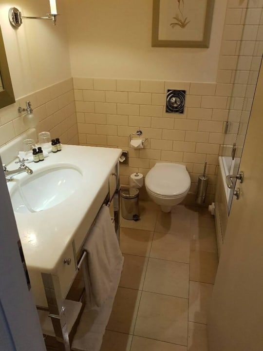 Badezimmer Parkhotel Quellenhof Aachen