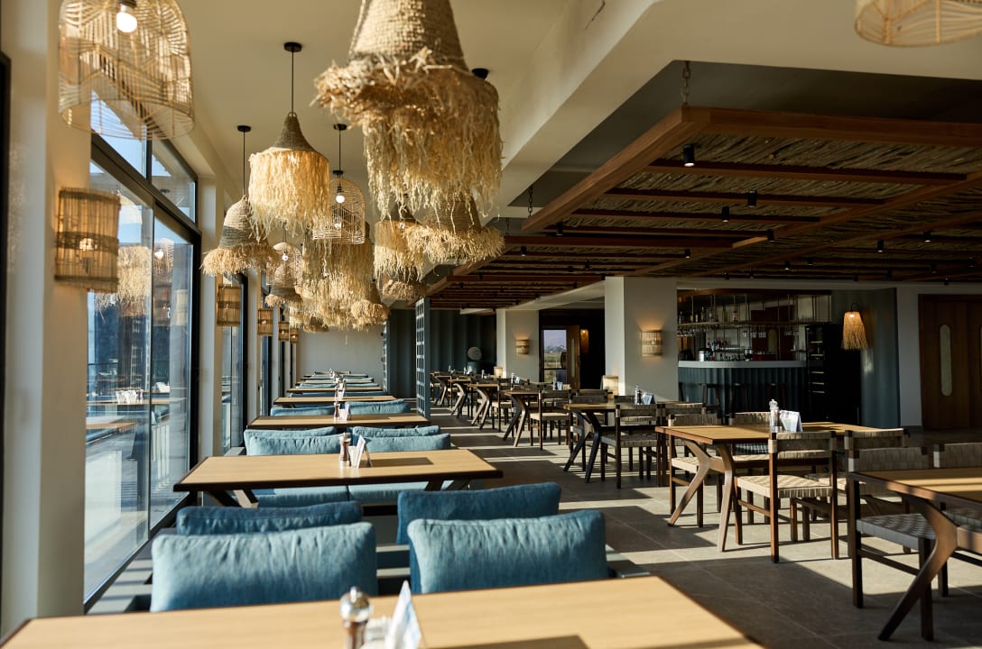 Gastro Jacaranda Luxury Resort