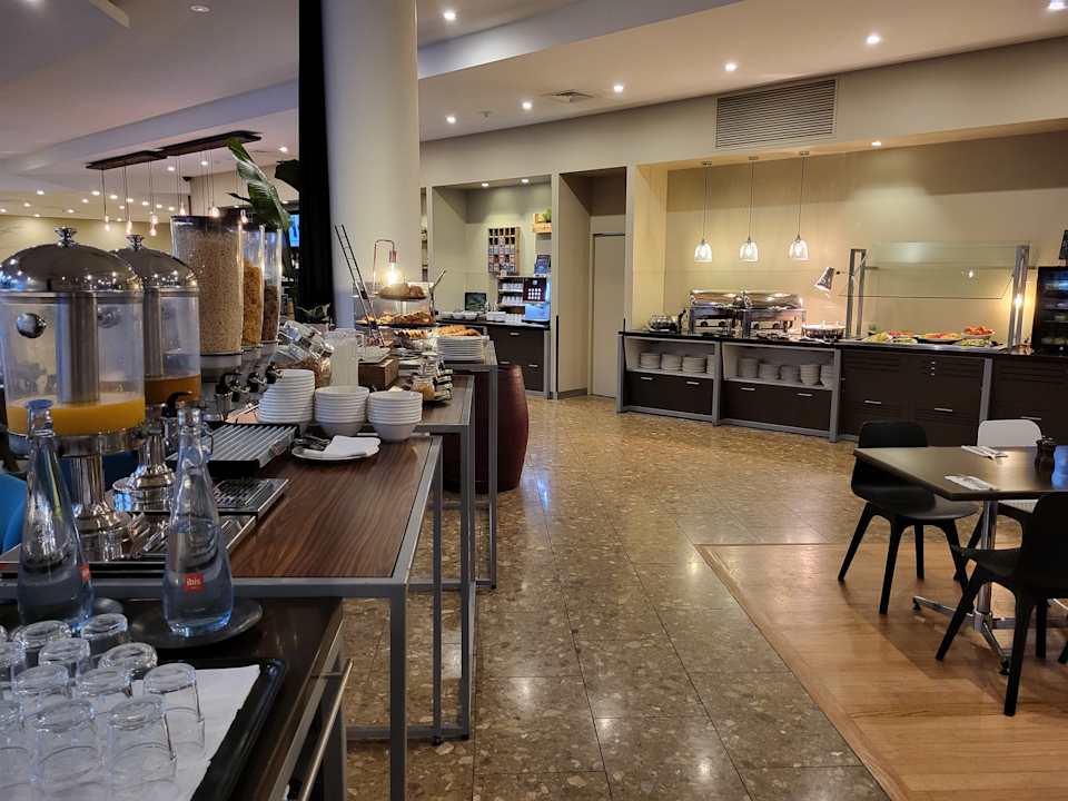 Gastro Hotel Ibis Melbourne Glen Waverley