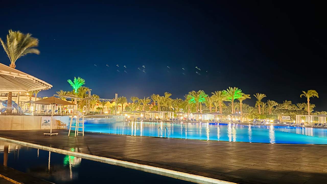 Pool Pharaoh Azur Resort