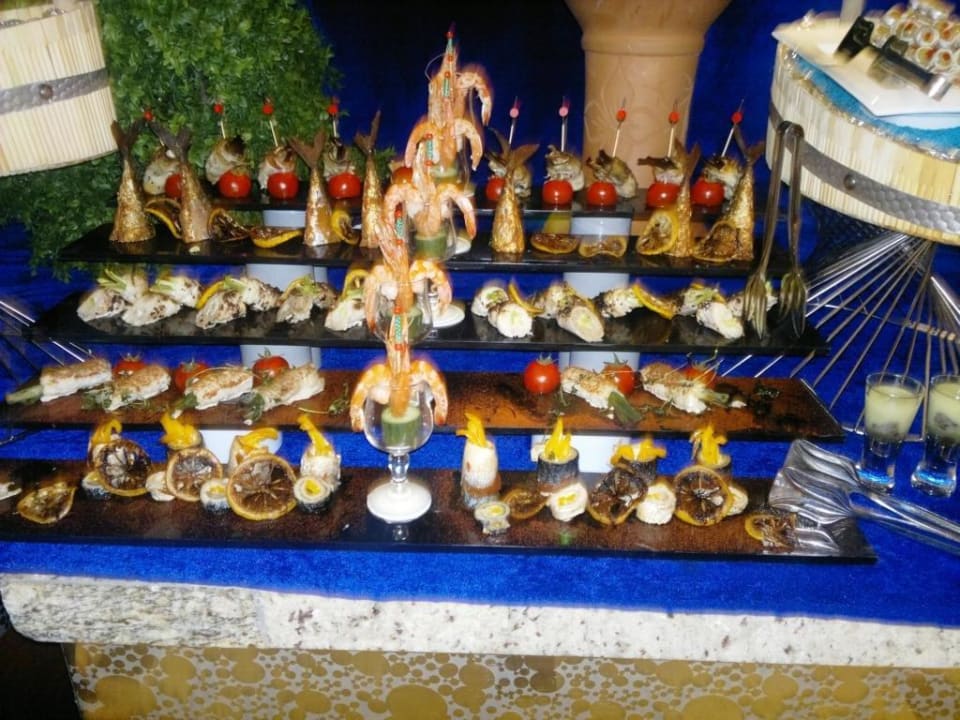 Im Hauptrestaurantbereich Diamond Excellence Resort & Spa