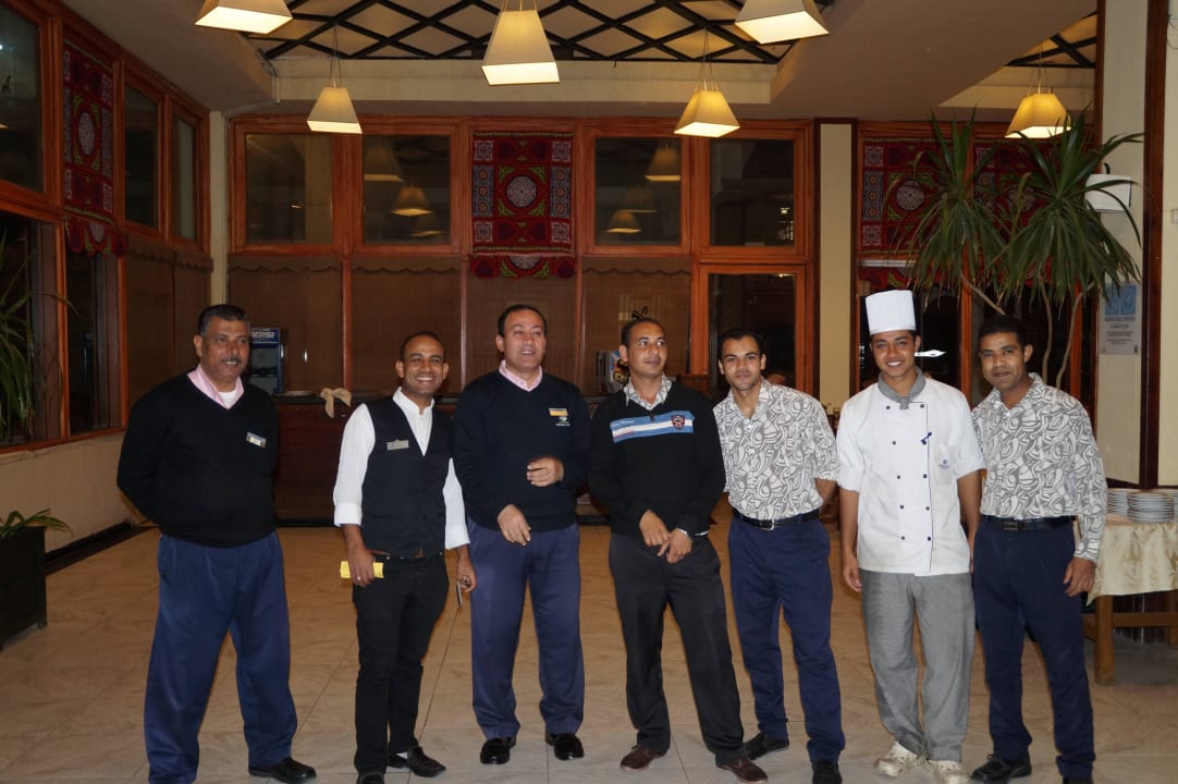 Nur ein paar der netten Servicekräfte  Ghazala Beach