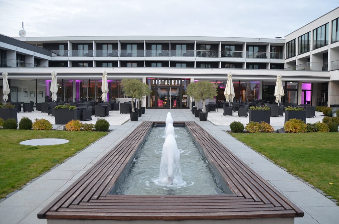 Außenansicht Schlosshotel Bad Wilhelmshöhe Conference & Spa