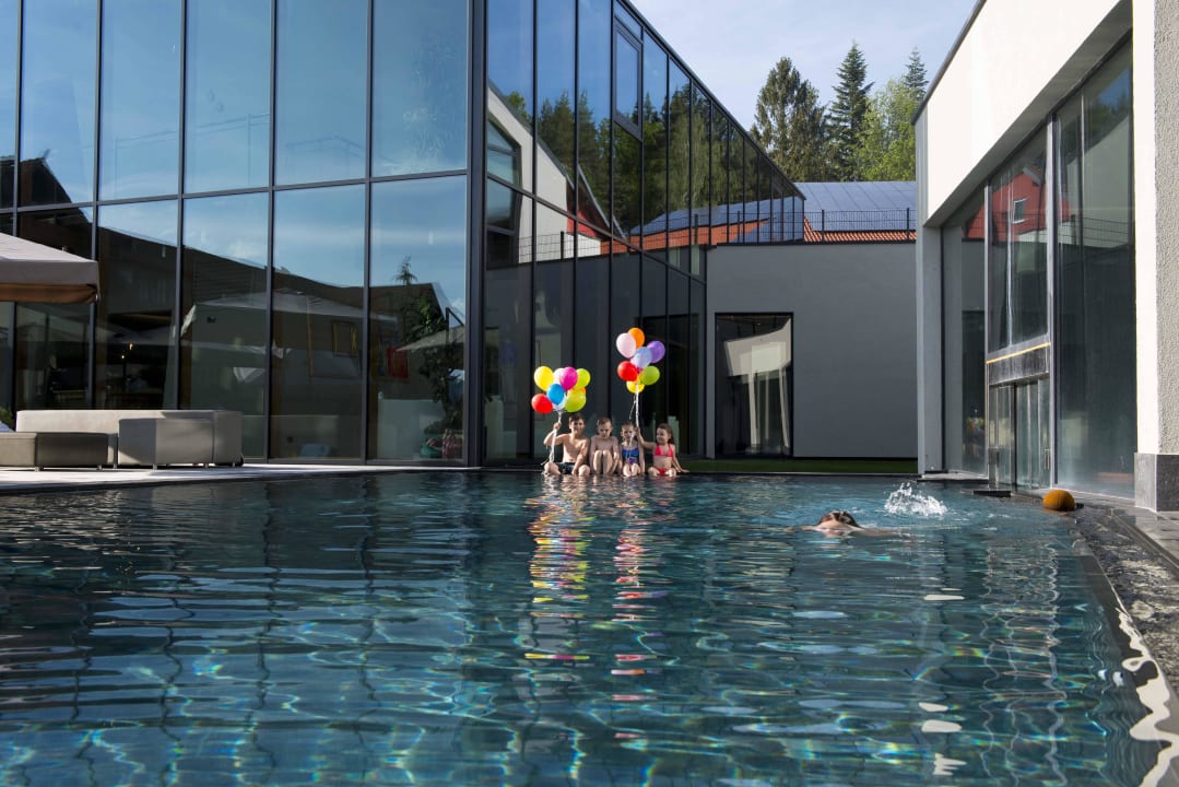 Außenpool ULRICHSHOF Nature · Family · Design