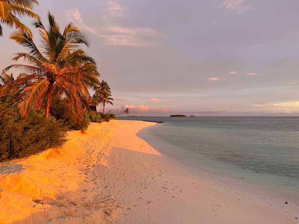 Strand Cora Cora Maldives