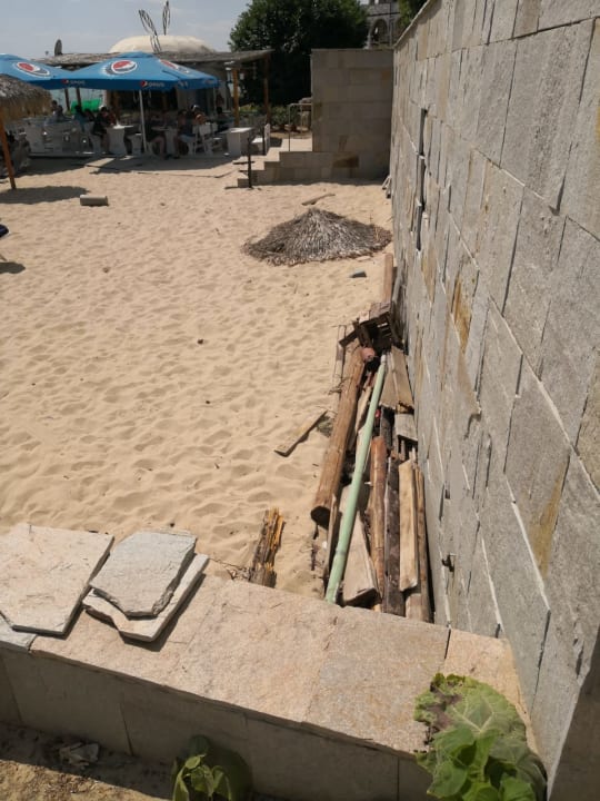 Strand Garden of Eden