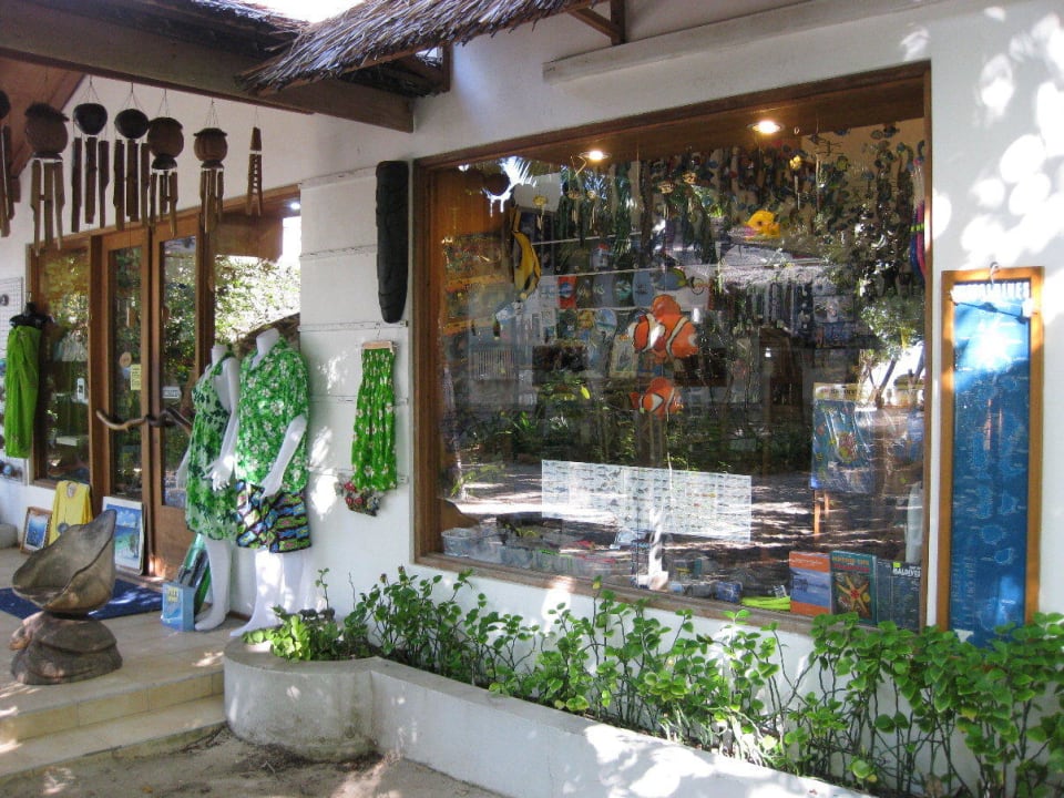 Souvenirshop NH Collection Maldives Reethi Resort